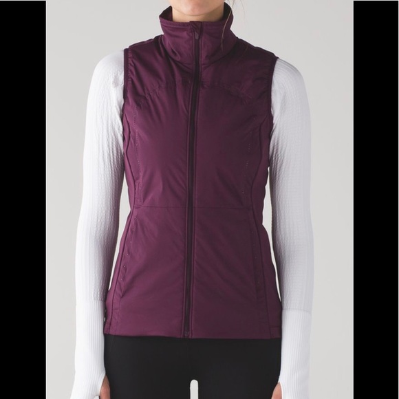 Lululemon Run For Cold Vest Plum Size 6 - Picture 5 of 6